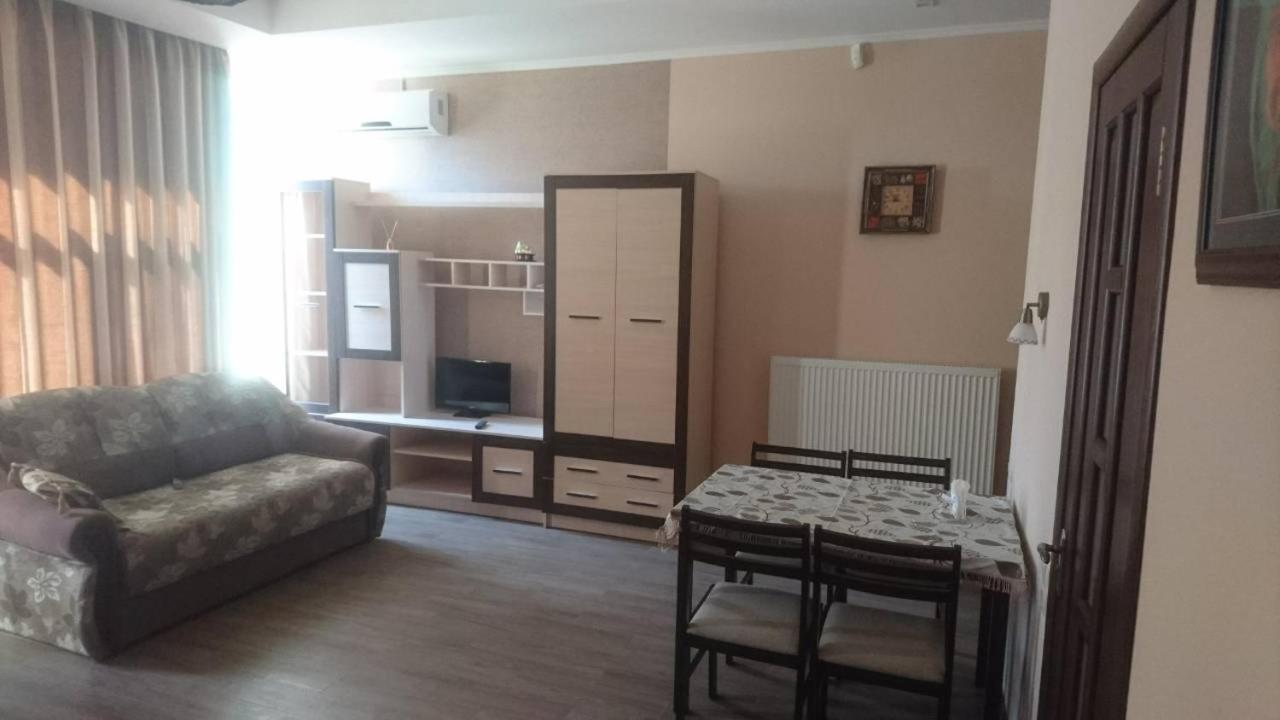 Guest House Čornomorsk Exteriér fotografie